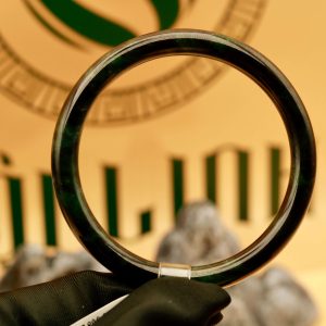 Vòng Tay Ngọc Quý Cẩm Thạch Thiên Nhiên 40277