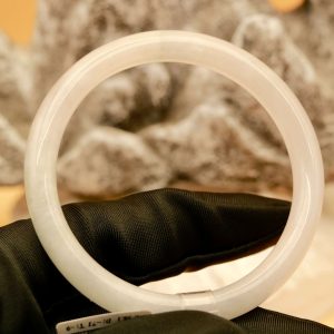 Vòng Tay Ngọc Quý Cẩm Thạch Thiên Nhiên 31874